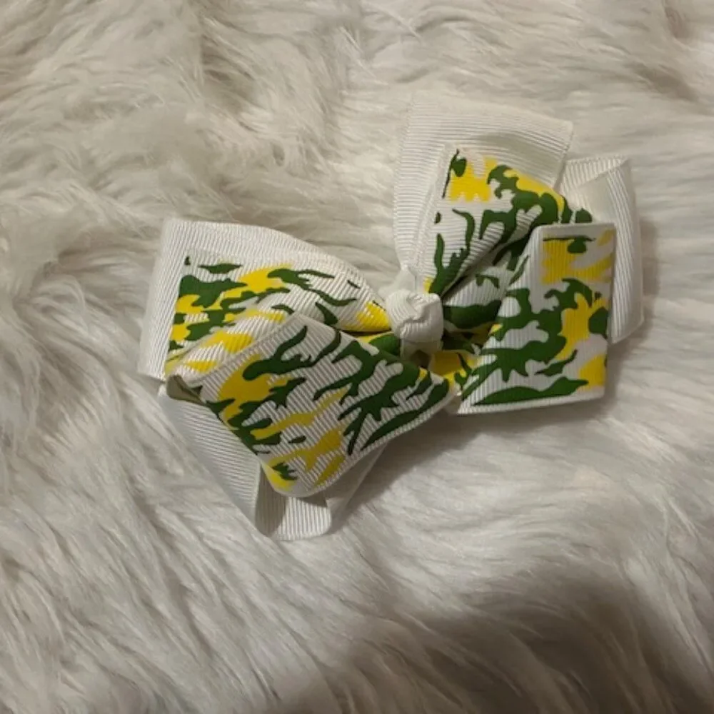 Bundle (3) of 4